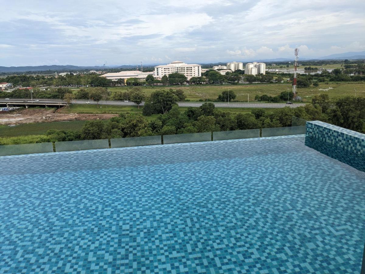 Alor Setar Imperio By Im Staycation 3Bedroom & Rooftop Pool Luaran gambar